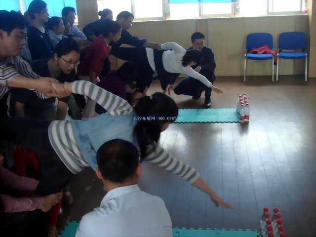 安慶三人行拓展訓練之拓展怎樣切入實際工作中去安慶拓展訓練     安慶拓展培訓 安慶團建