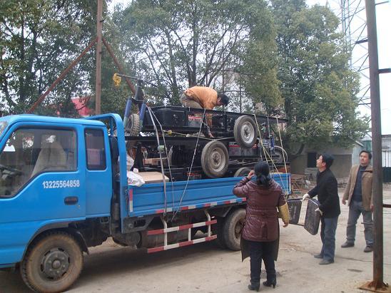 仿織印染廠三輪電瓶車