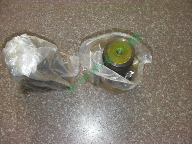 供應(yīng)各種規(guī)格剪板機(jī)壓料缸，