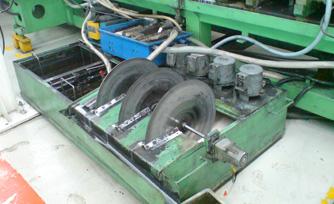 供應(yīng)盤(pán)式除油機(jī)與紙帶過(guò)濾機(jī)組合-盤(pán)式除油機(jī)價(jià)格