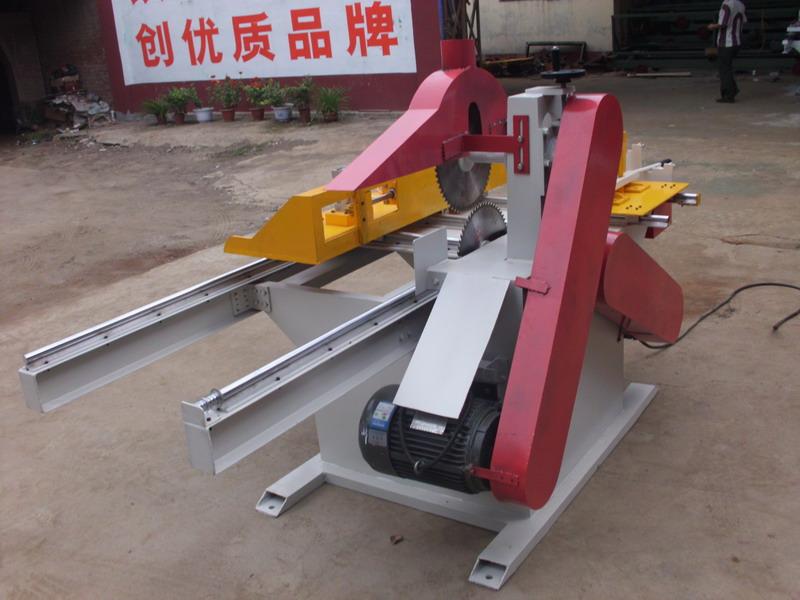 供應(yīng)圓木推臺(tái)鋸機(jī)械廠家