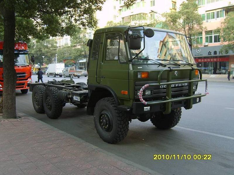 东风国五六驱动越野载货车