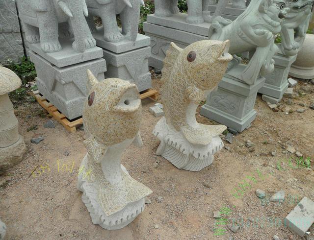 供應(yīng)年年有魚(yú) 石魚(yú)雕刻 噴水石雕雕刻工藝品  動(dòng)物石雕
