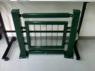 體育場圍欄網(wǎng)、廠區(qū)護欄網(wǎng)