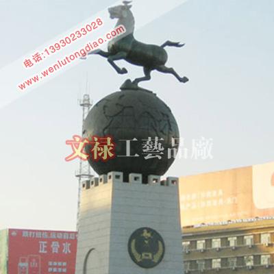 供應(yīng)銅雕馬鑄銅馬踏飛燕廠家