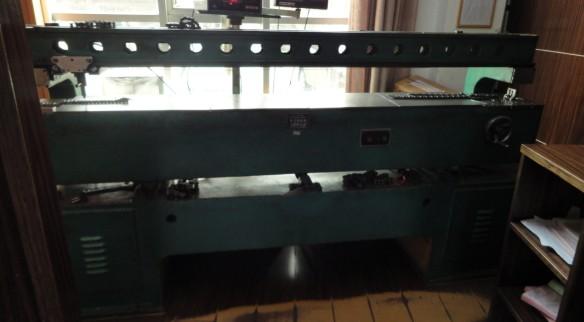 供應(yīng)標(biāo)準(zhǔn)滾子鏈條價格