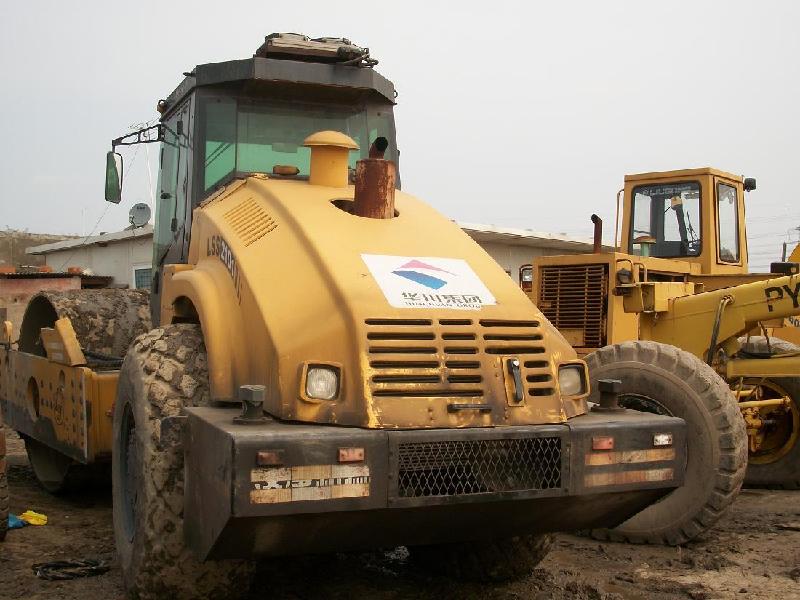 供應湖北二手雙鋼輪壓路機買賣，湖北二手20噸壓路機價格