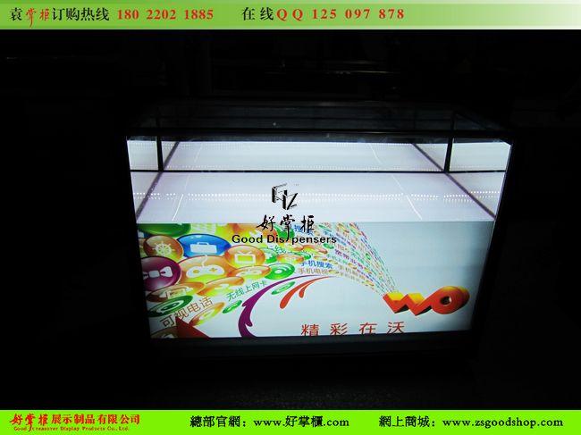 最新款中國聯(lián)通沃手機柜臺廠家圖片圖片