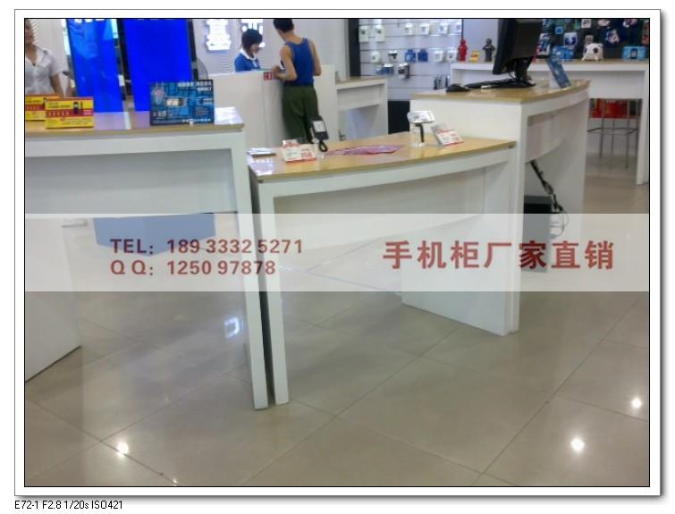 供應手機體驗桌