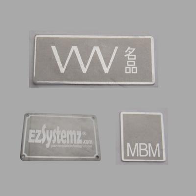 供應(yīng)腐蝕銘牌廠