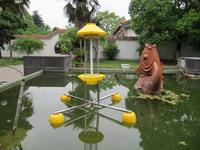 越南水產(chǎn)養(yǎng)殖黑光燈圖片