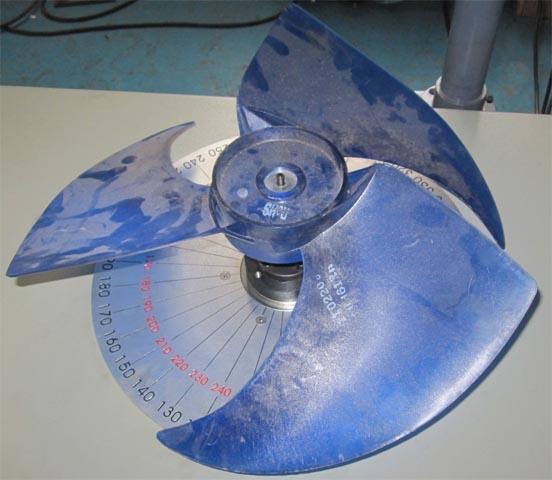 佛山海諾平衡機(jī)公司供應(yīng)中央空調(diào)風(fēng)輪-軸流風(fēng)葉動(dòng)平衡機(jī)