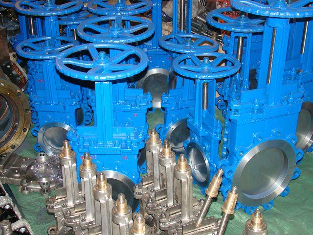 供應手動對夾式渣漿閥，對夾式耐磨渣漿閥