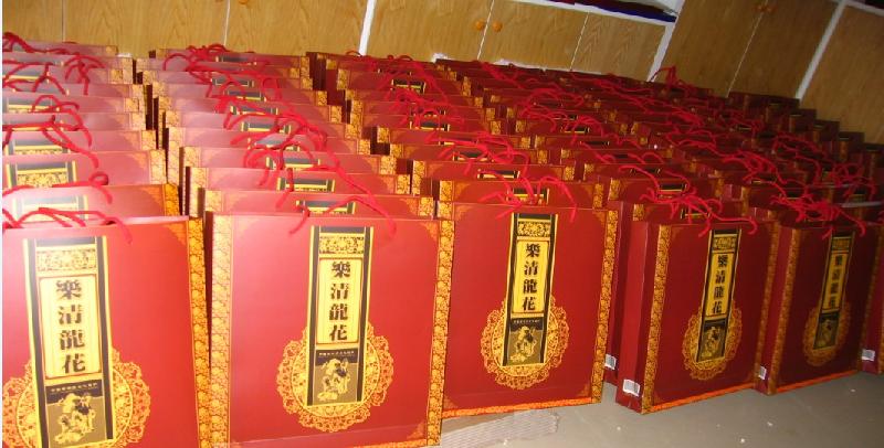 供應(yīng)樂清特色禮品樂清龍花精裝禮合