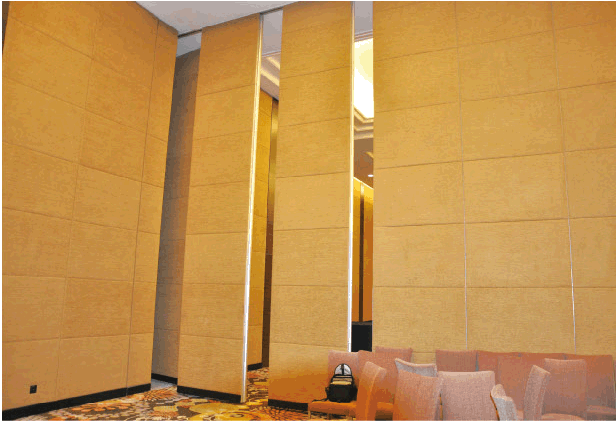 供應(yīng)酒店用活動(dòng)隔斷移門