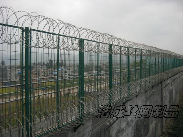 供應(yīng)*刺繩*刺鐵絲*刺網(wǎng)*刺繩價(jià)格*刺網(wǎng)質(zhì)量*