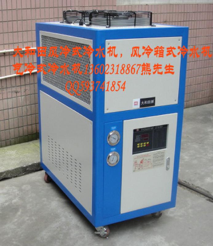 供應(yīng)工業(yè)冷凍機(jī)