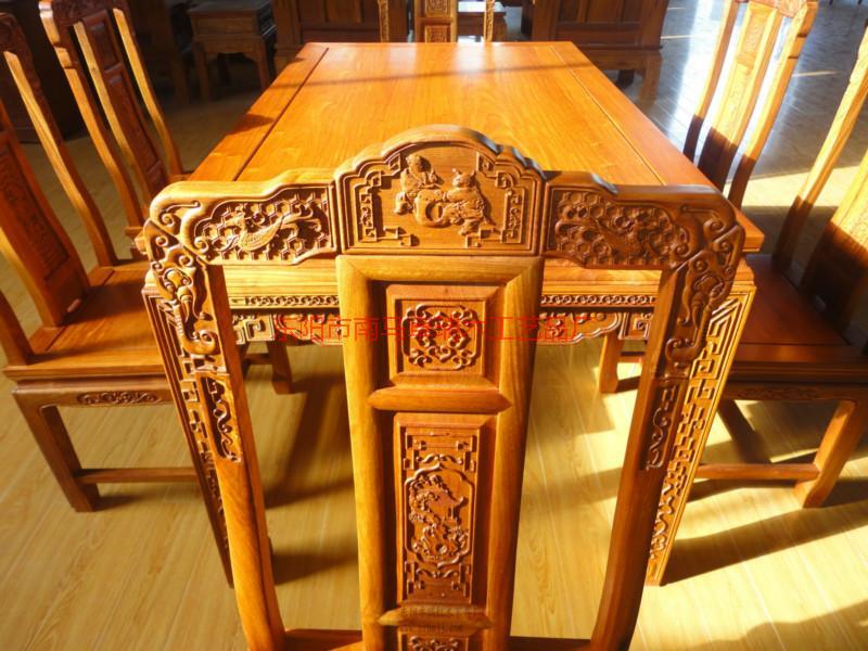 紅木圓桌批發(fā)廠家餐桌系列 非洲花梨木餐廳家具 圓臺(tái)批發(fā)廠家 刺猬紫檀家具