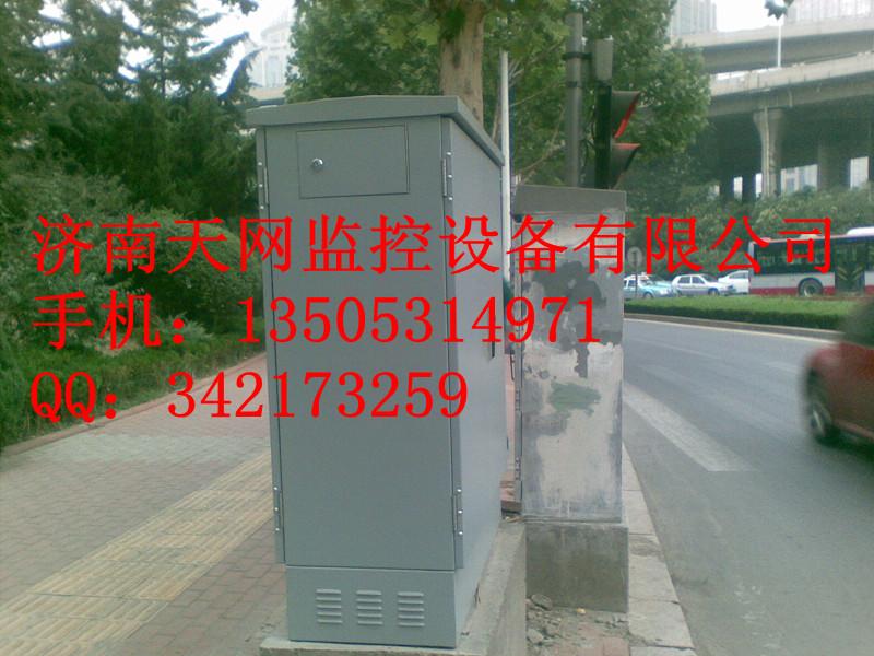 威海監(jiān)控立桿批發(fā)圖片
