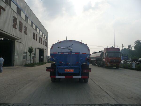 供應(yīng)福田歐馬市政灑水車