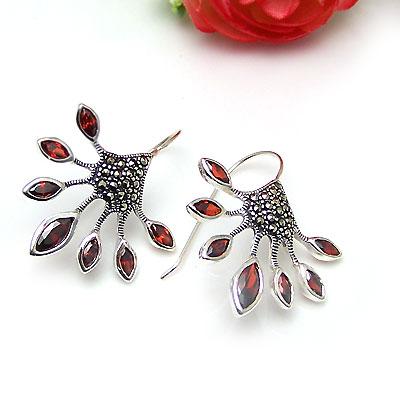 供應(yīng)正品銀飾925泰銀項(xiàng)鏈