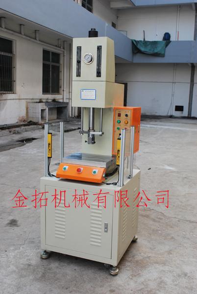 供應(yīng)臺式油*機