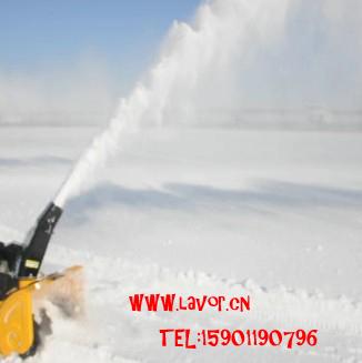 自帶動(dòng)力揚(yáng)雪機(jī)，除雪設(shè)備、道路清雪機(jī)械