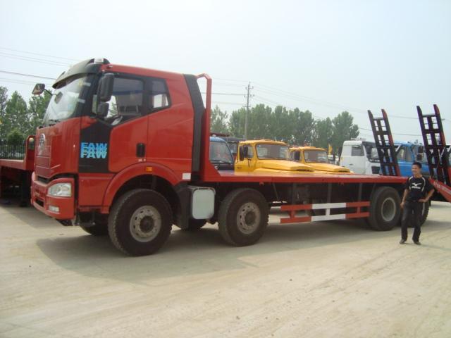 供應(yīng)大型挖掘機平板運輸車