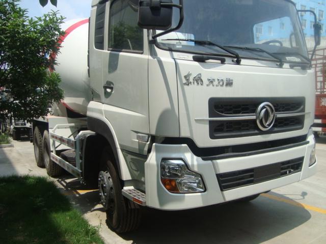 質量最好的混凝土攪拌車圖片