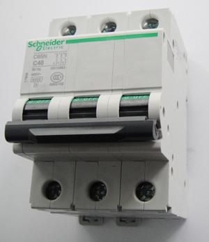 供應(yīng)施耐德LC1-F150三極交流接觸器供應(yīng)商