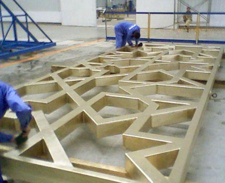 山東油罐防腐噴鋅圖片