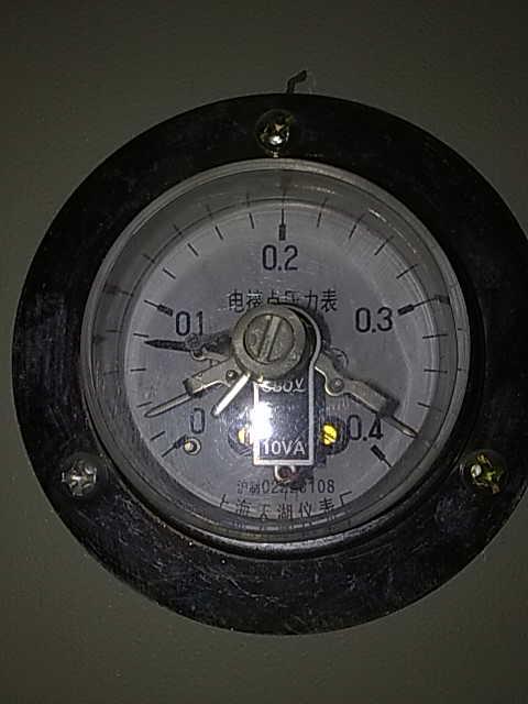 供應(yīng)中頻電爐電接點壓力表