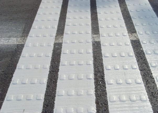 湖南震蕩標(biāo)線施工圖片