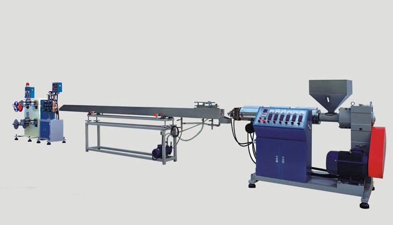 供應廣東PE管材擠出機PE塑料管擠出機
