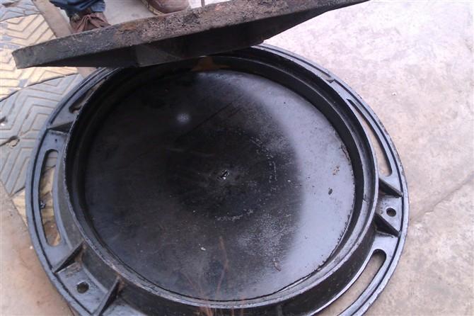 供應(yīng)蘭州金龜牌球墨鑄鐵井蓋批發(fā)/蘭州金龜牌球墨鑄鐵井蓋批發(fā)