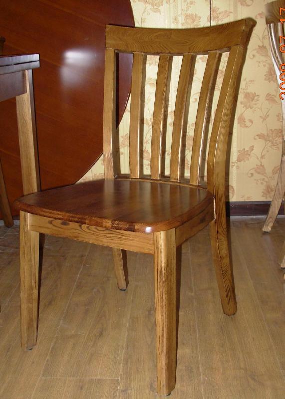 供應(yīng)實(shí)木閱覽桌椅