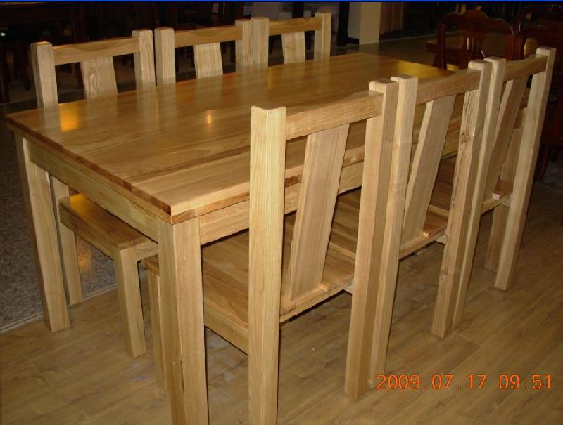 供應(yīng)實(shí)木閱覽桌椅