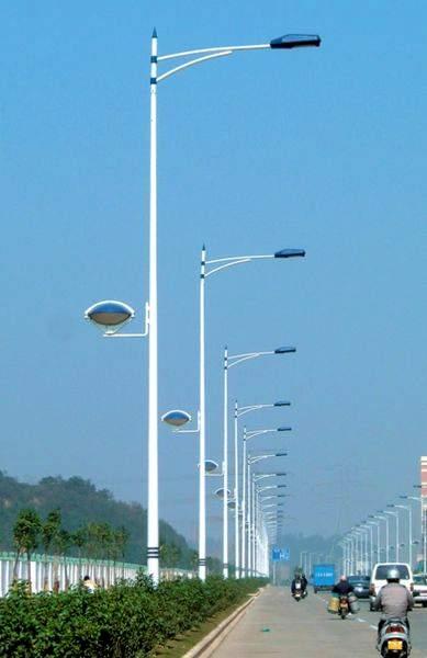 供應(yīng)異性燈桿