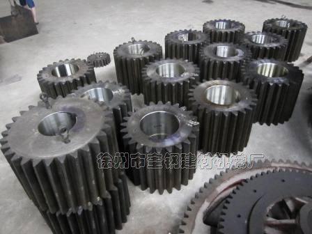 供應(yīng)2.6X13米水泥球磨機小齒輪鍛鋼材質(zhì)調(diào)質(zhì)處理