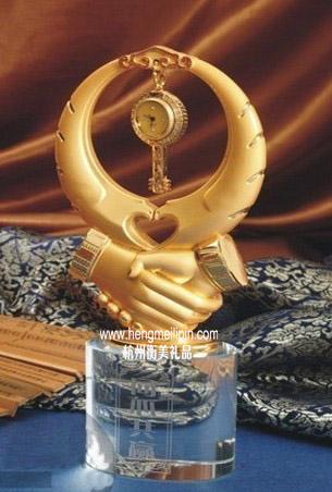 供應(yīng)杭州炭雕福字?jǐn)[件水晶擺件商務(wù)擺件定做定制商務(wù)會議禮品定做定制訂購