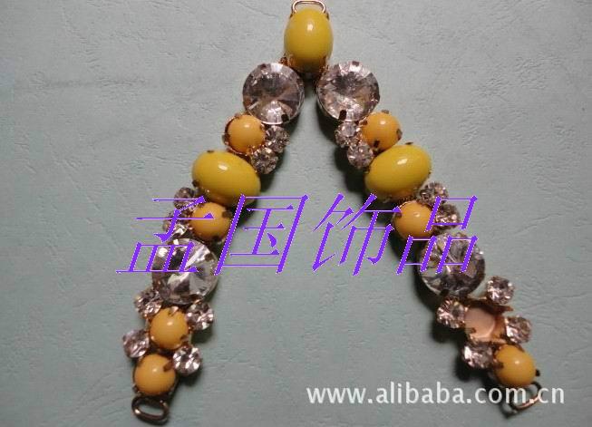 供應(yīng)燒焊鞋花水鉆鞋花鞋鏈鞋扣 廠家直銷燒焊鞋花水鉆鞋花鞋鏈鞋扣