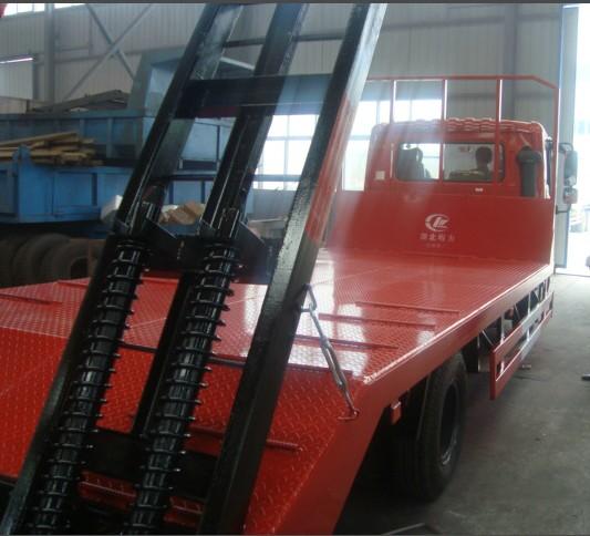 供應(yīng)東風(fēng)單橋15噸平板挖機(jī)車價(jià)格｜東風(fēng)160馬力挖機(jī)平板運(yùn)輸車廠家