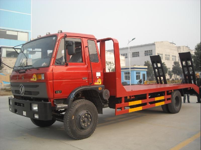 供應*的挖機運輸車哪里有*的挖機廠家