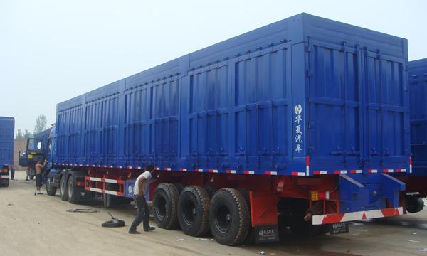 供應(yīng)100噸運(yùn)煤車廠家直銷*惠