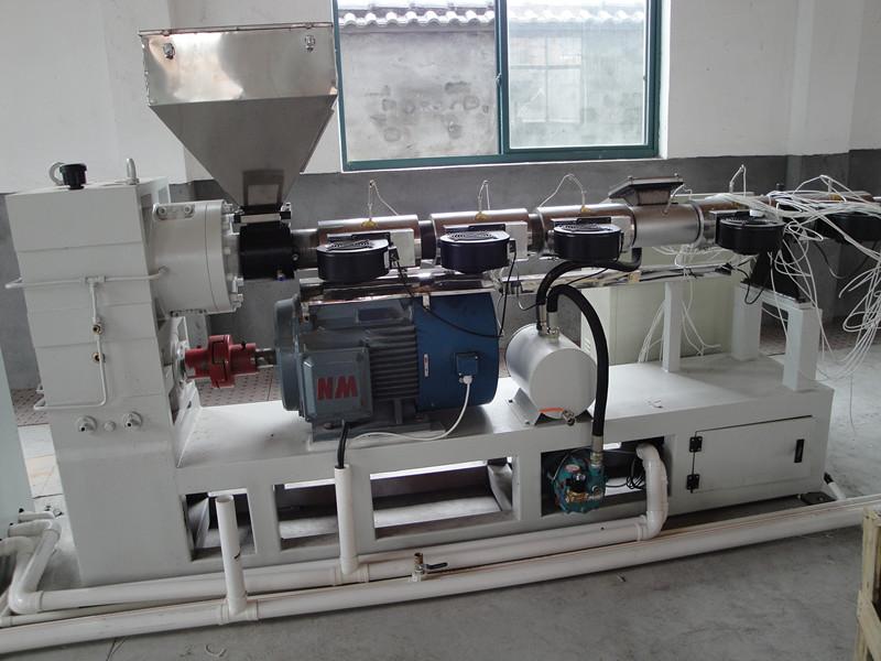 供應PC管材型材生產(chǎn)線線