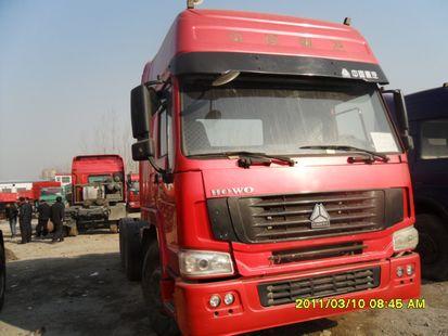 供應(yīng)豪沃單驅(qū)牽引車廠家供應(yīng)