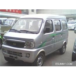 節(jié)能環(huán)保電動(dòng)汽車圖片