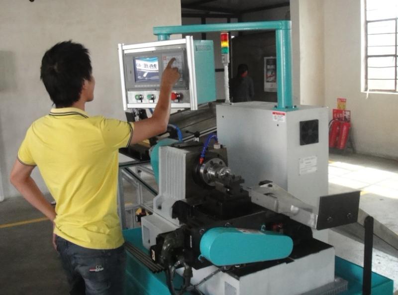 供應長三角儲液器旋壓機