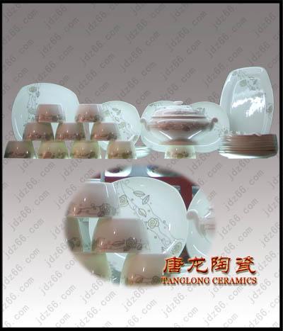 供應(yīng)年終答謝禮品生產(chǎn)供應(yīng)陶瓷餐具