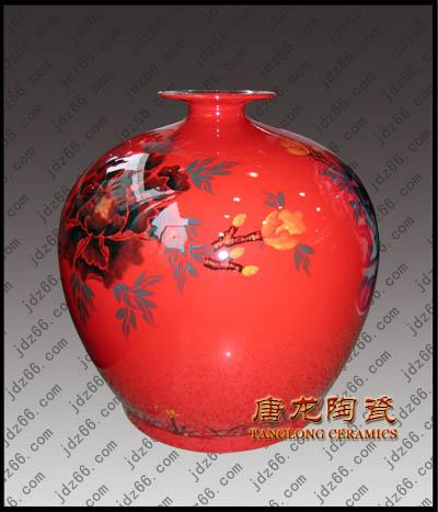 供應(yīng)企業(yè)年終禮品中國紅瓷瓶工藝品